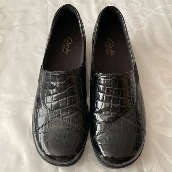 Clarks Womens Loafers, size 8.5M - Picture 1 of 4